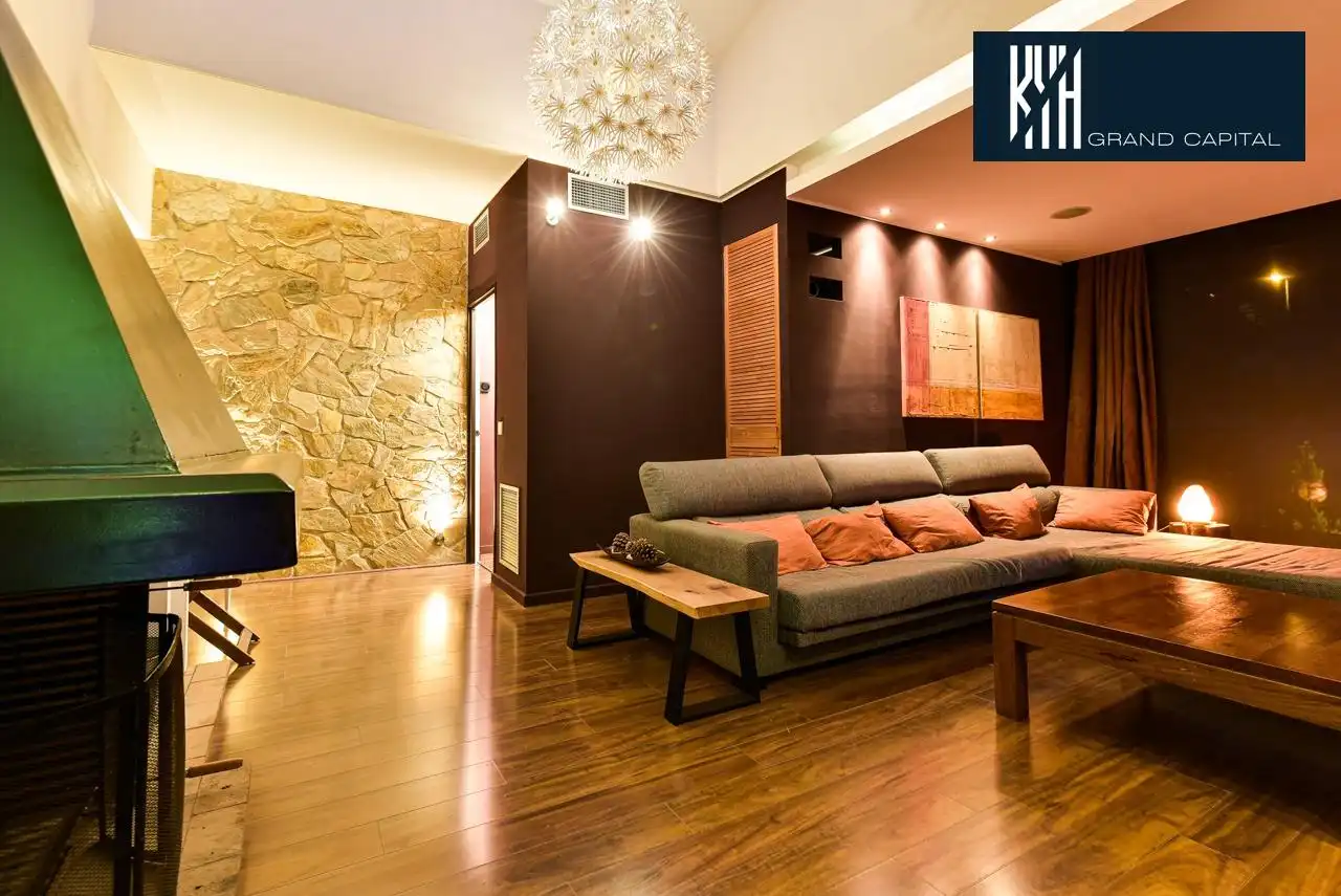 Detached house with pool for sale in Carrer Carrer Alexandria, imagen 36