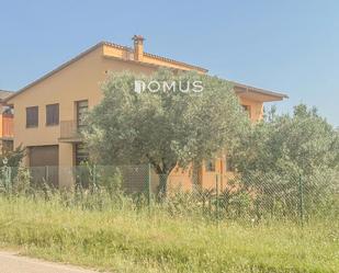 Vista exterior de Casa o xalet en venda en Maià de Montcal amb Calefacció, Jardí privat i Terrassa