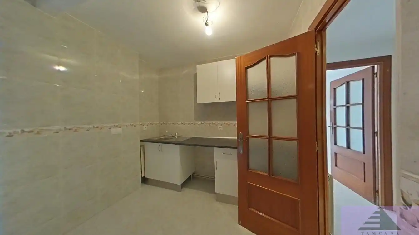 Flat for sale in La Avanzada - La Cueva