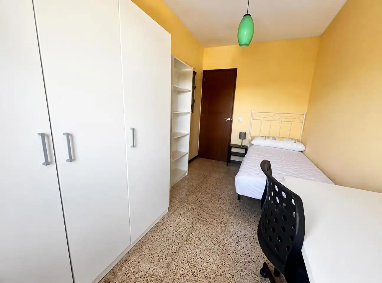 Habitación de Piso para compartir en Móstoles con Calefacción, Amueblado y Internet