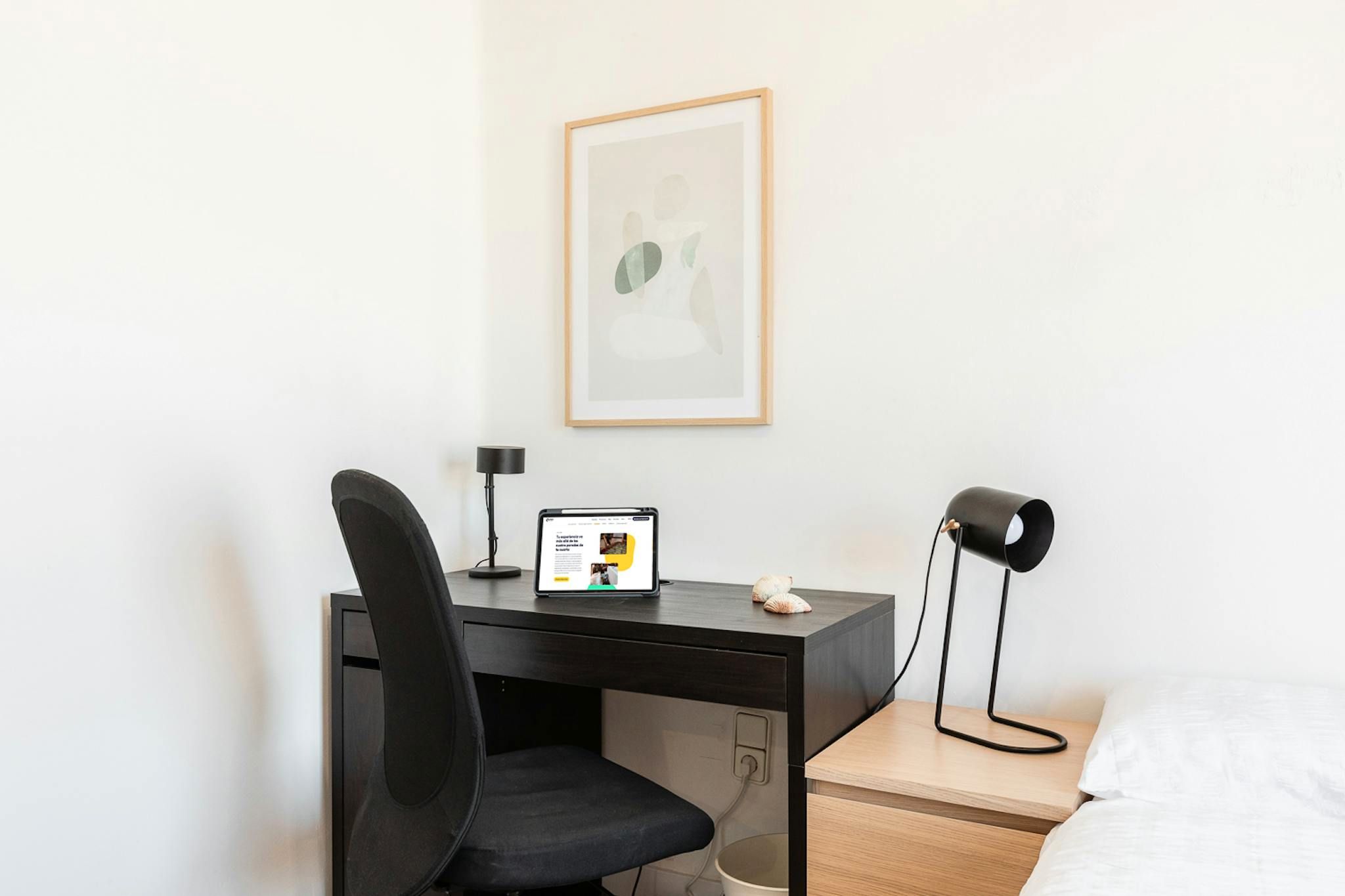 Bedroom of Flat to share in  Valencia Capital  with Air Conditioner, Heating and Furnished