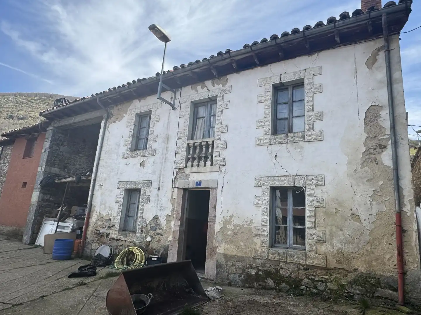 Casa in vendita a Puebla de Lillo