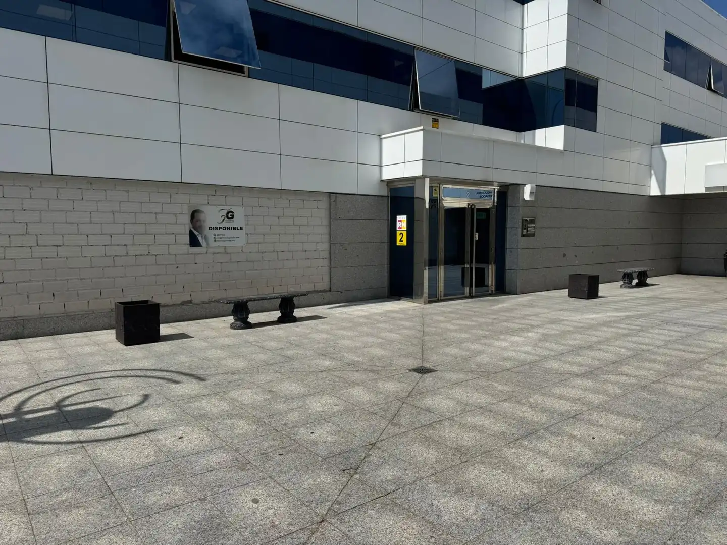 Nave industrial en alquiler en Avenida de las Nieves