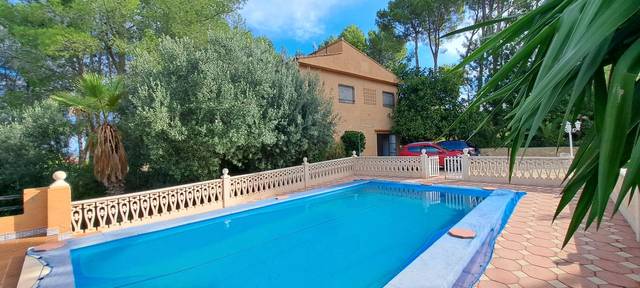 Casa-chalet en Venta en Alberic