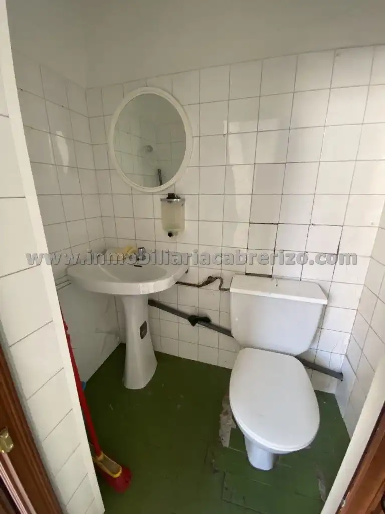 Commercial properties for sale in N/A, -1, Juzgados
