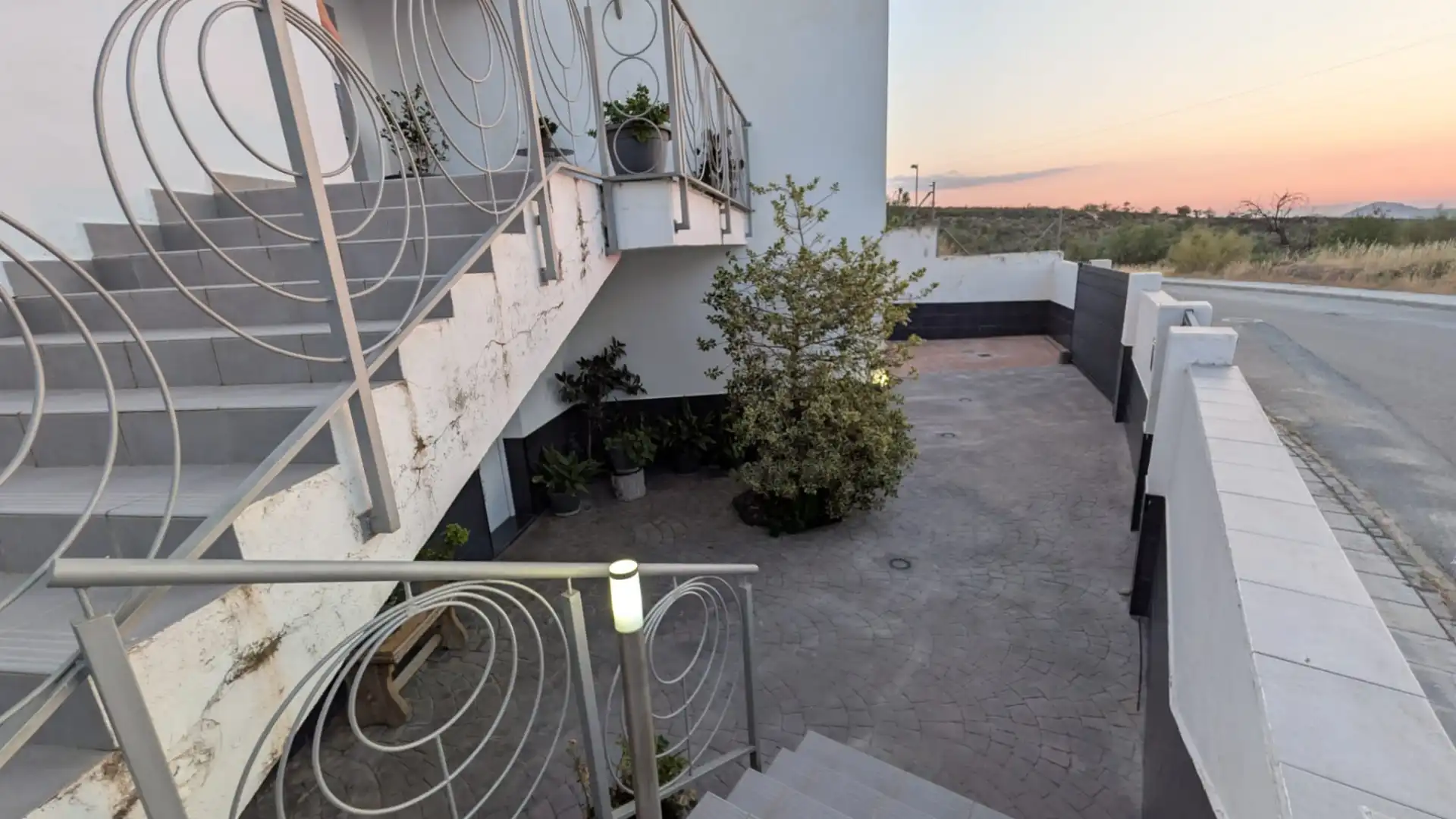 Terrassa de Casa o xalet en venda en La Zubia amb Aire condicionat, Calefacció i Jardí privat
