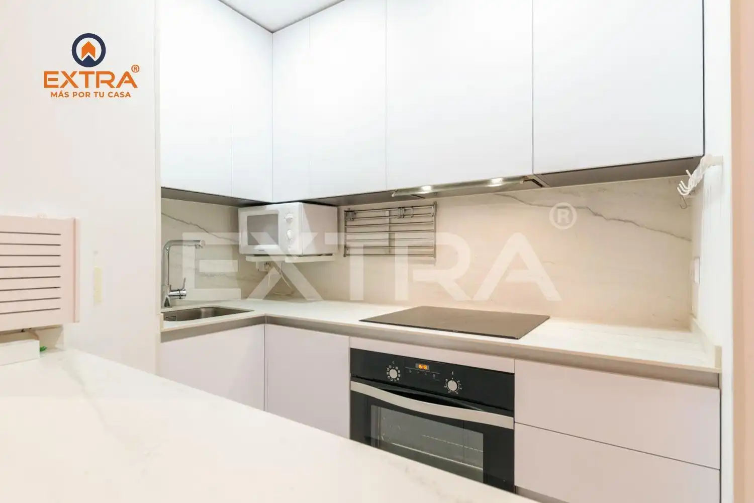 Cocina de Piso en venta en Madrid con Aire acondicionado, Calefacción y Jardín privado