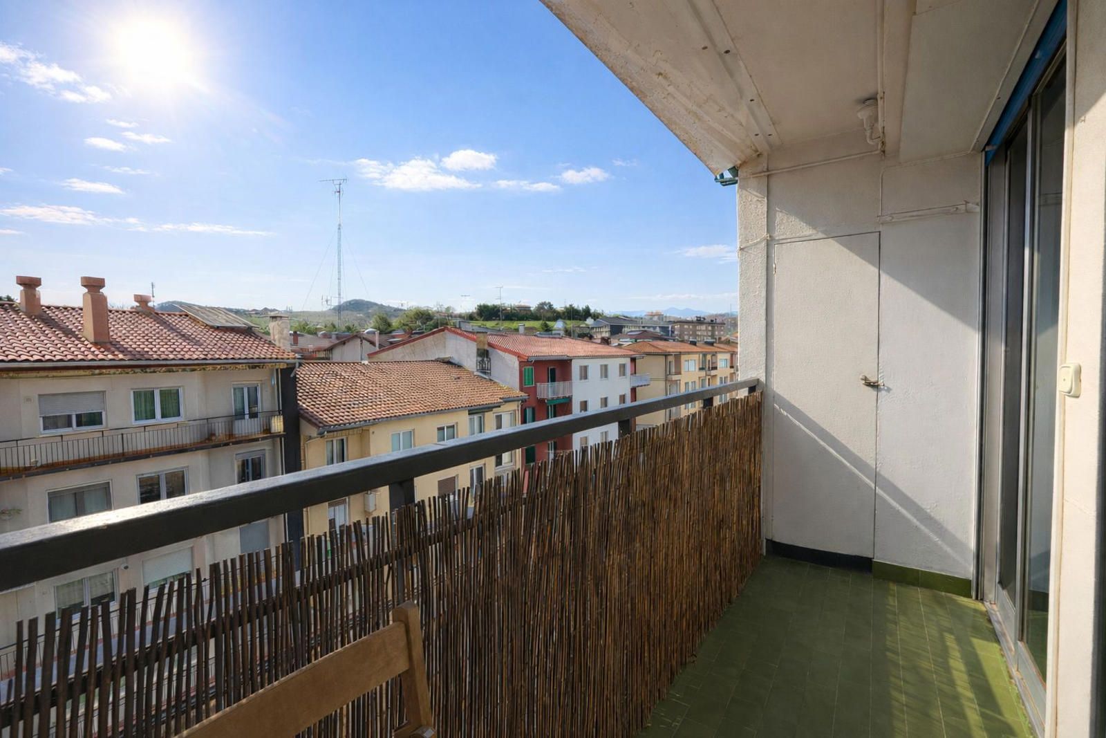 Balcony of Flat for sale in Lasarte-Oria  with Heating, Parquet flooring and Terrace