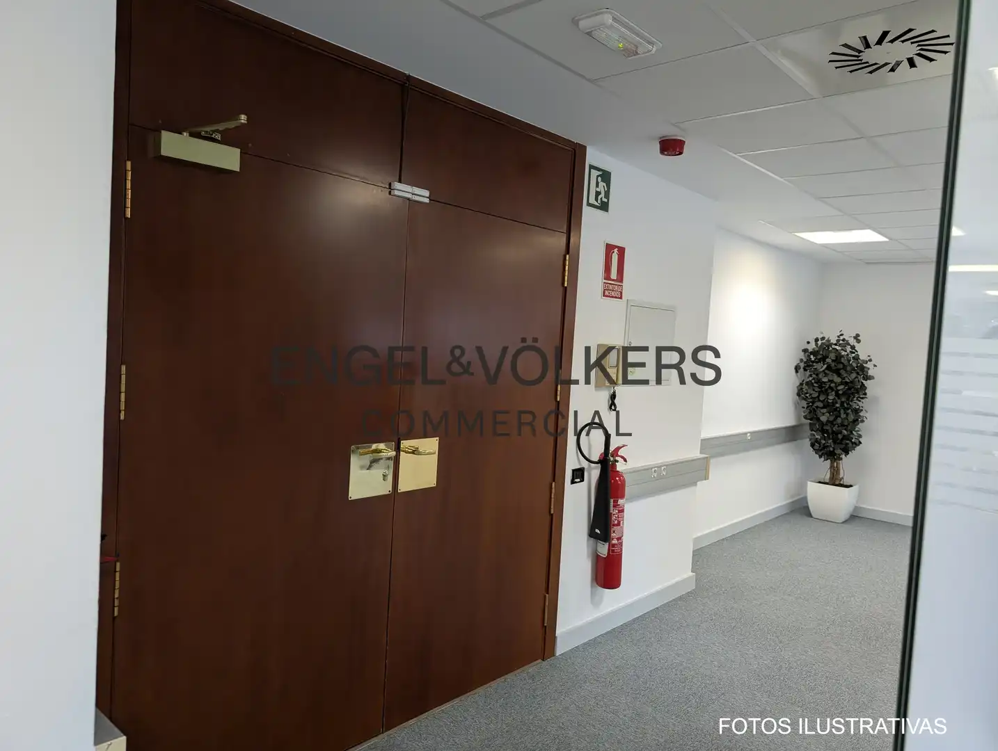 Office for rent in Barcelona  with Air Conditioner