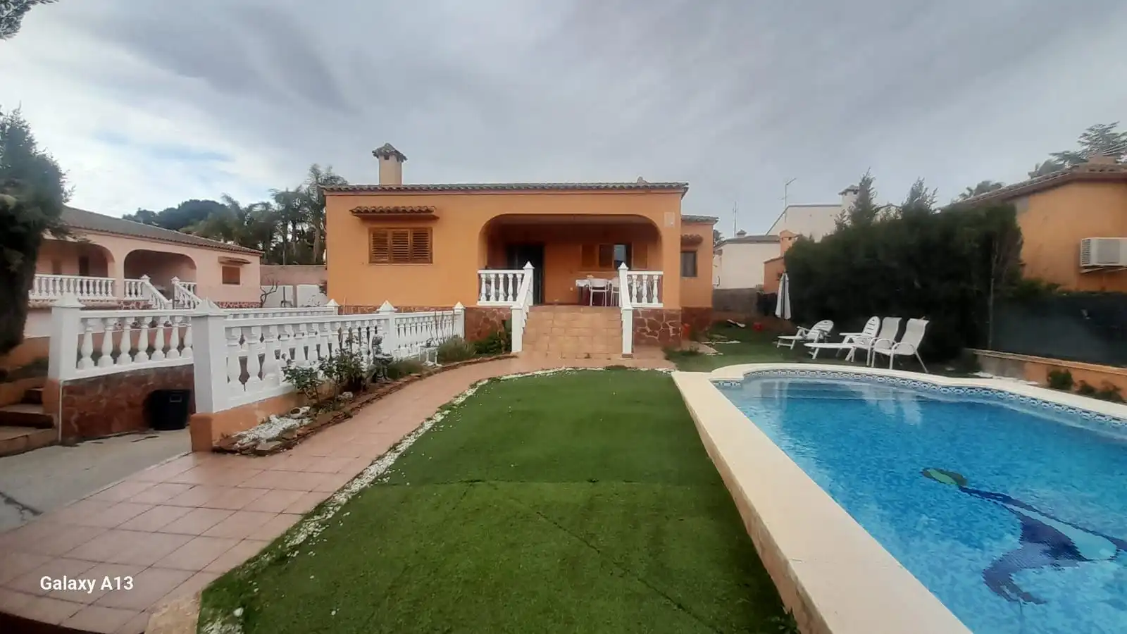 Swimming pool of Houses for sale in La Pobla de Vallbona  with Air Conditioner, Heating and Oven