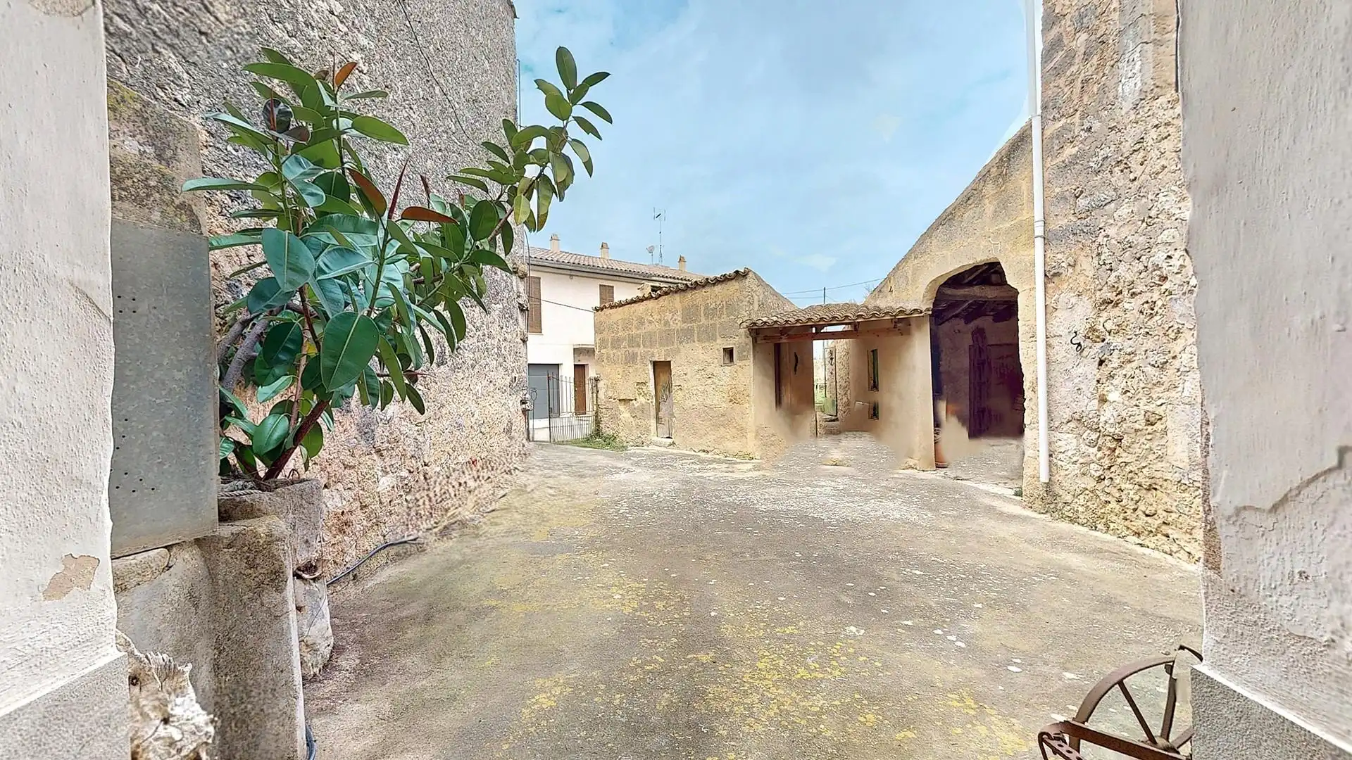 Vista exterior de Casa o xalet en venda en Santa Eugènia amb Jardí privat