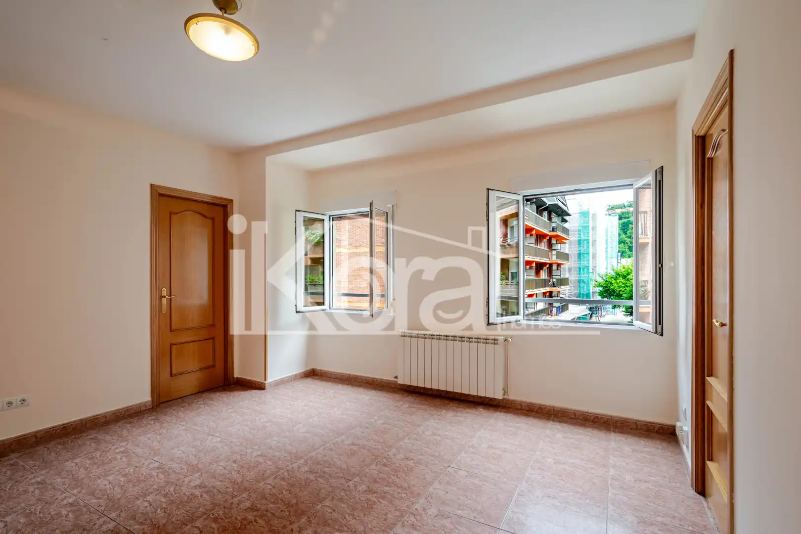 Bedroom of Flat for sale in Donostia - San Sebastián   with Heating, Storage room and Oven