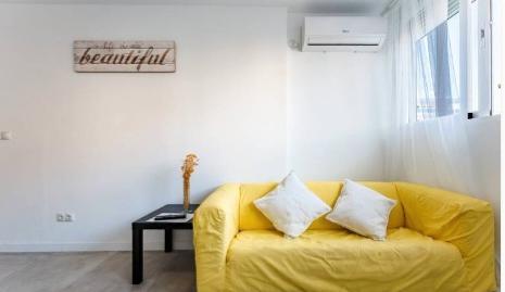 Photo 4 of Apartment to rent in Calle al Andalus, 38, Montemar, Torremolinos