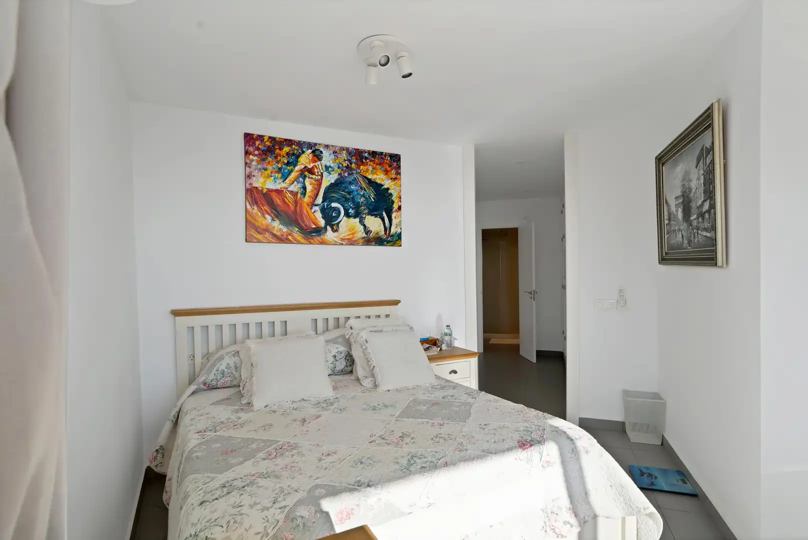 Habitación de Apartamento en venta en Marbella con Calefacción, Terraza y Piscina comunitaria