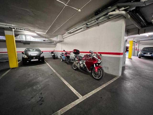 Garaje en Venta en El Guinardó