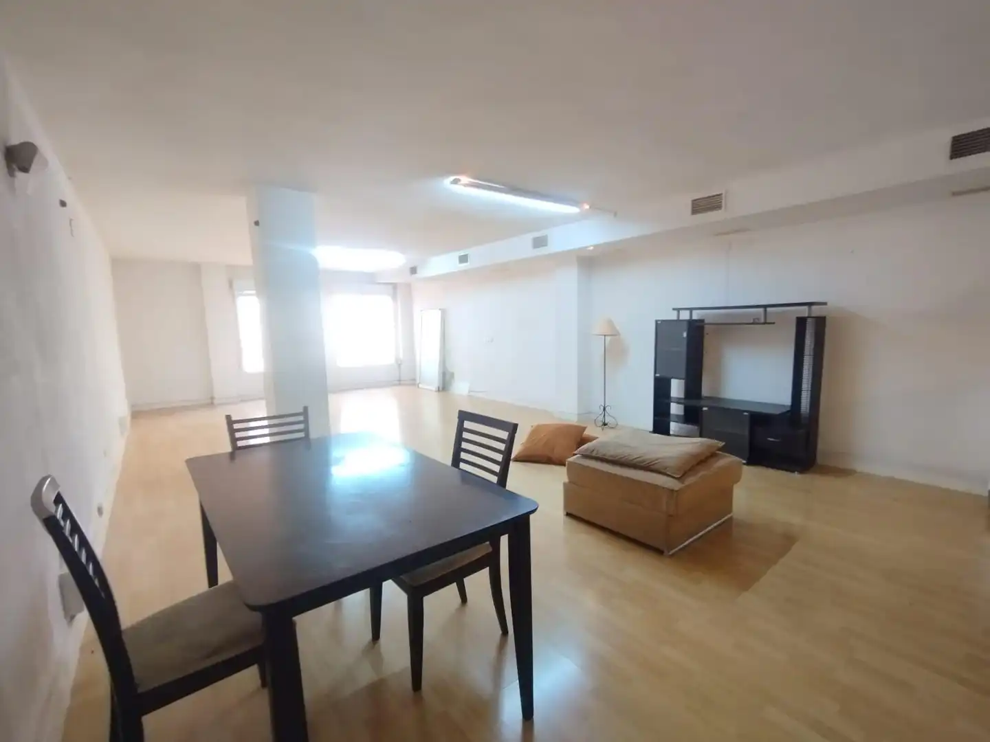Office space with lift for sale in Calle del Pintor Lorenzo Casanova, imagen 5
