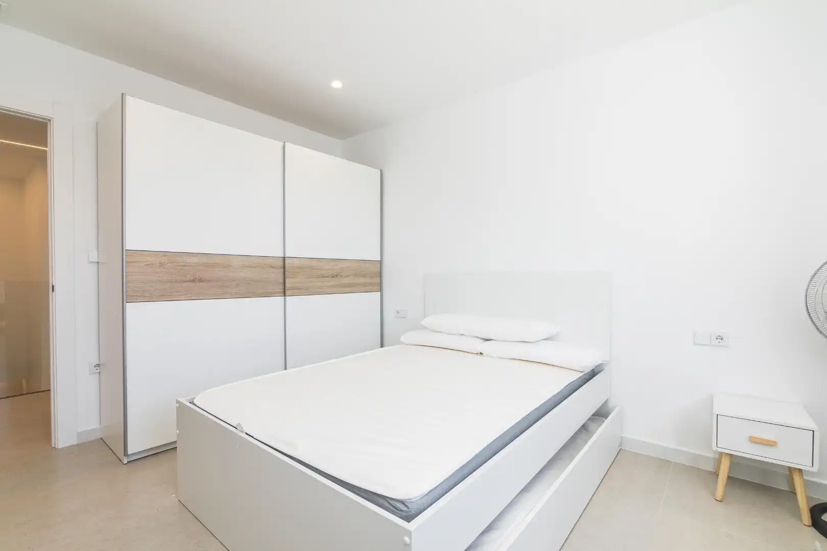 Bedroom of Houses for sale in Elche / Elx  with Air Conditioner, Private garden and Terrace