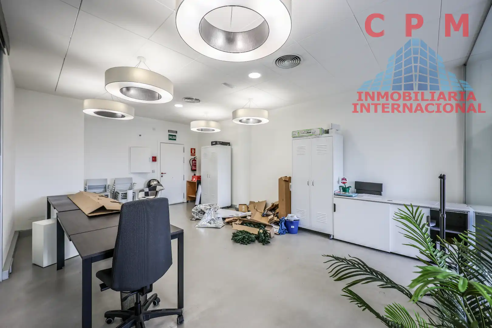 Office for rent in Alcobendas  with Air Conditioner, Heating and Furnished