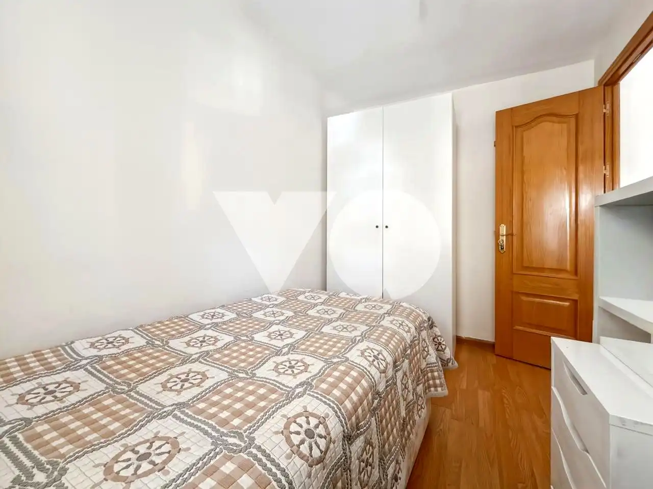 Schlafzimmer von Wohnung zum Verkauf in Madrid mit Klimaanlage und Heizung