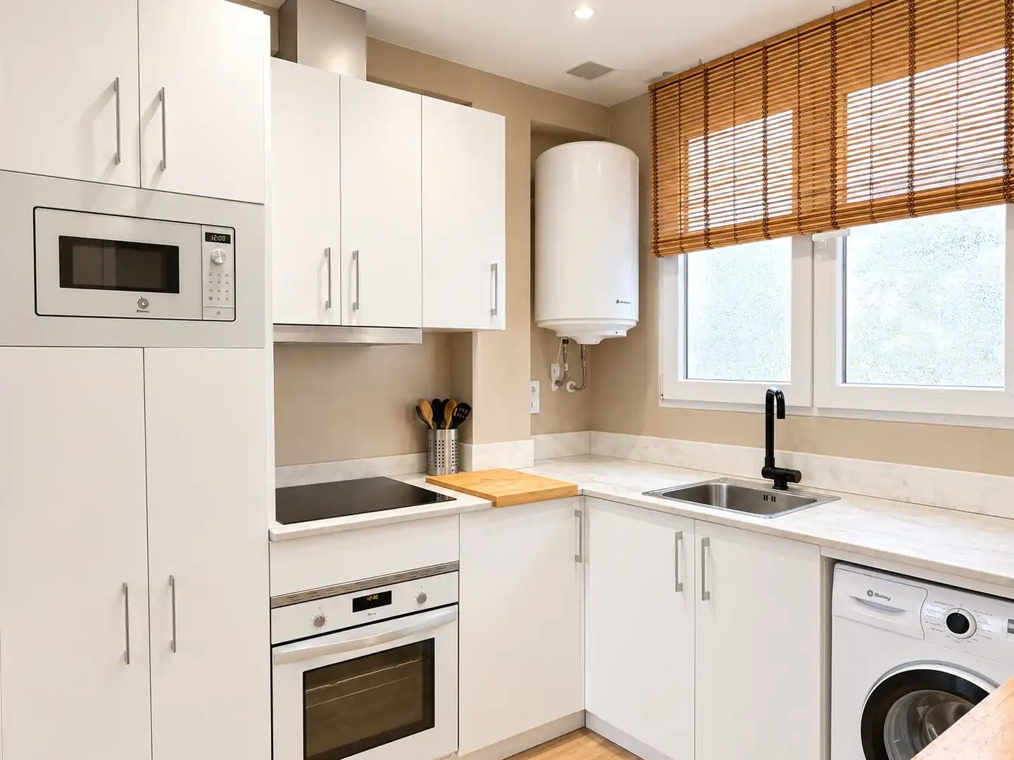 Cocina de Piso en venta en Motril con Aire acondicionado, Amueblado y Balcón