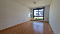 Living room of Flat to rent in  Logroño  with Air Conditioner and Swimming Pool