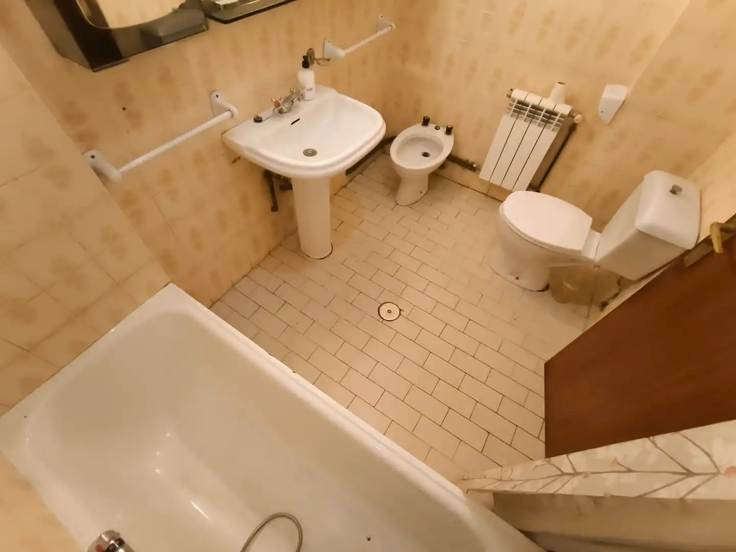 Baño de Piso en venta en Palencia con Calefacción, Parquet y Terraza