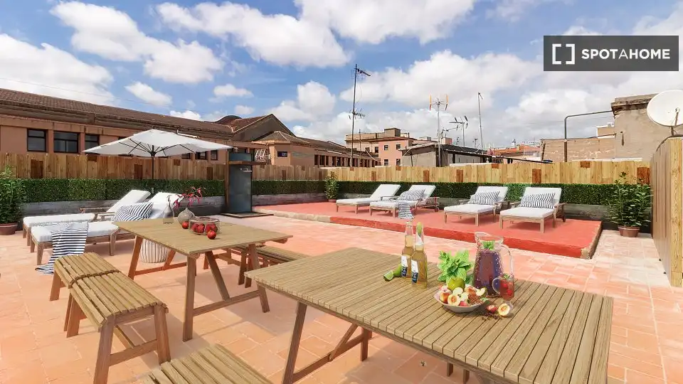 Flat with terrace to rent in Ciutat Vella