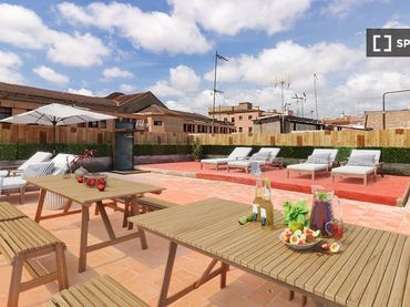 Appartamento con balcone in affitto a Ciutat Vella