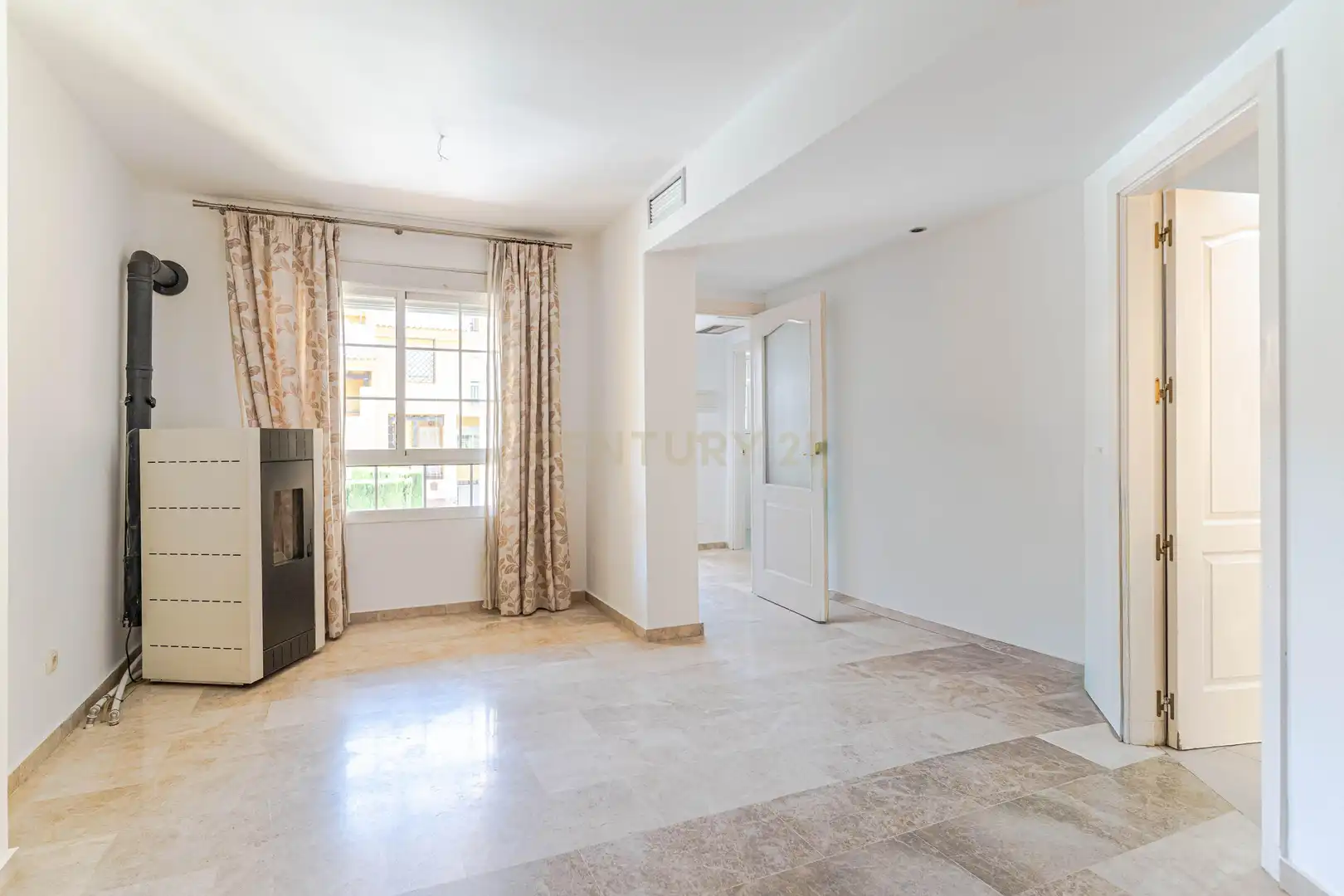 Houses for sale in Armilla  with Storage room and Community pool