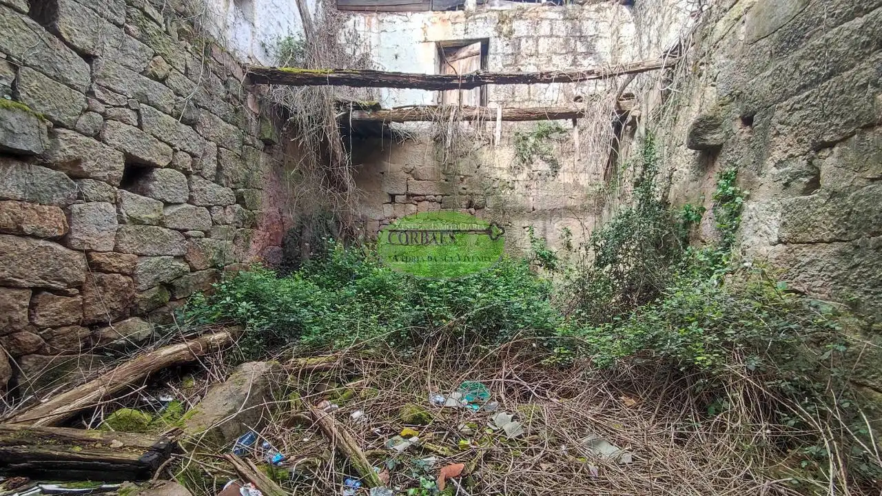Casa o xalet en venda en Ourense Capital  amb Jardí privat