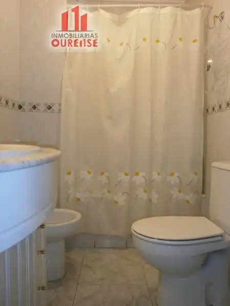 Bathroom of Flat for sale in Ourense Capital   with Furnished and Balcony