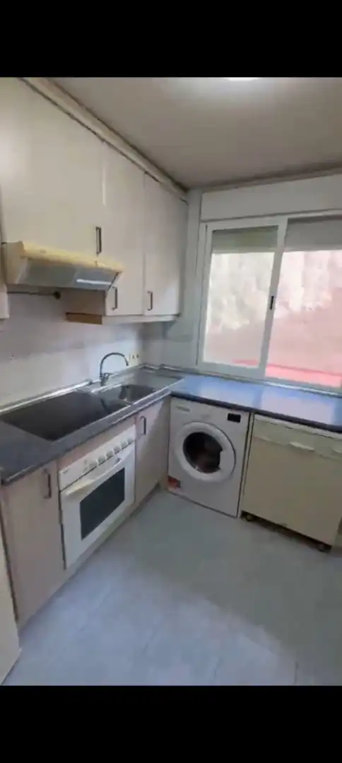 Cuina de Dúplex en venda en Madrid amb Aire condicionat i Calefacció