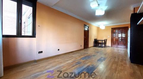 Foto 3 de Piso de alquiler en C. de Monseñor Oscar Romero, Vista Alegre,  Madrid Capital