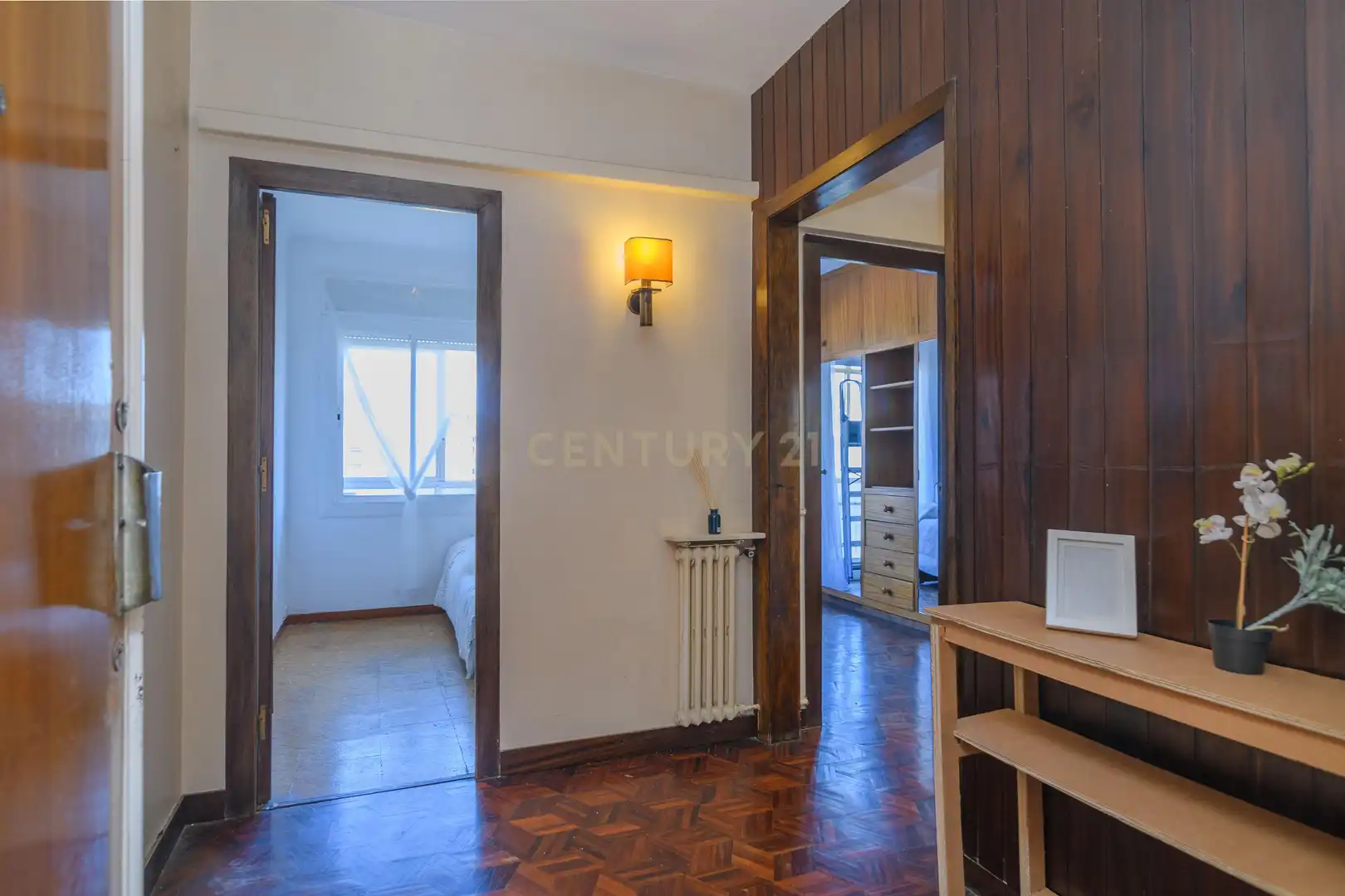 Schlafzimmer von Wohnung zum Verkauf in Barcelona mit Klimaanlage, Ofen und Mikrowelle