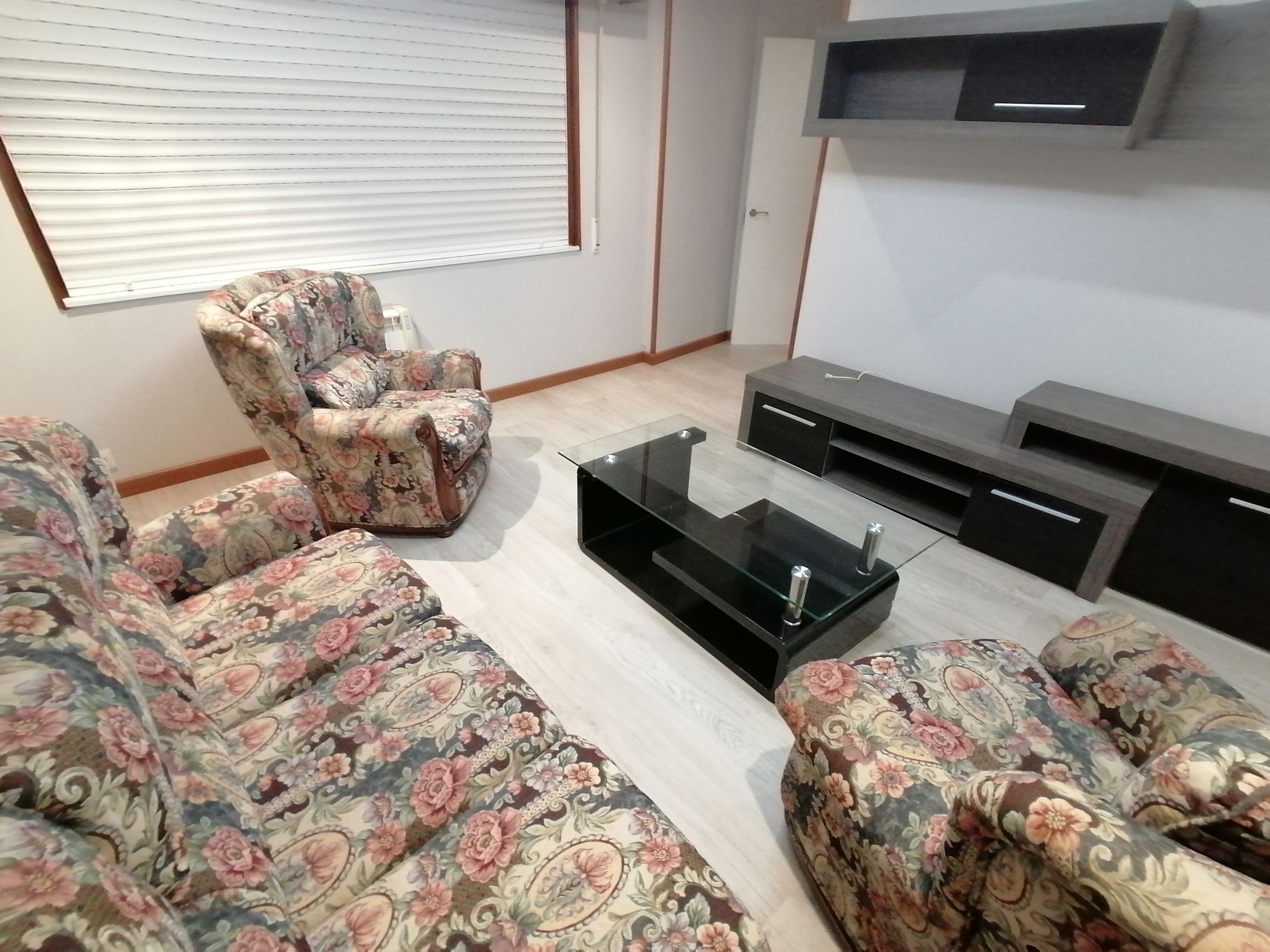 Living room of Flat for sale in Culleredo  with Heating, Parquet flooring and Oven