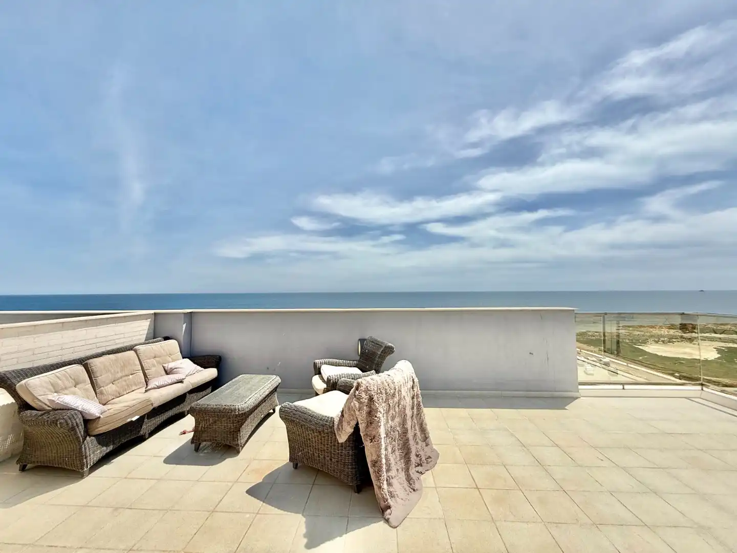 Terraza de Ático en venta en La Manga del Mar Menor con Aire acondicionado, Terraza y Trastero