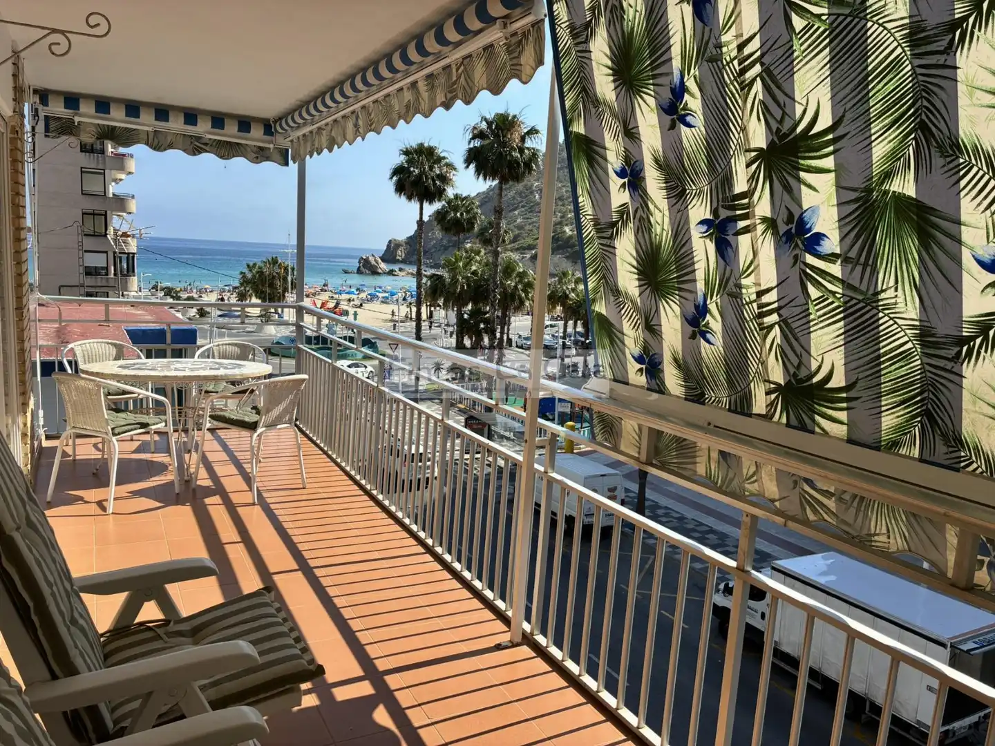 Apartamento con ascensor en venta en de la Marina Baixa 24, imagen 2