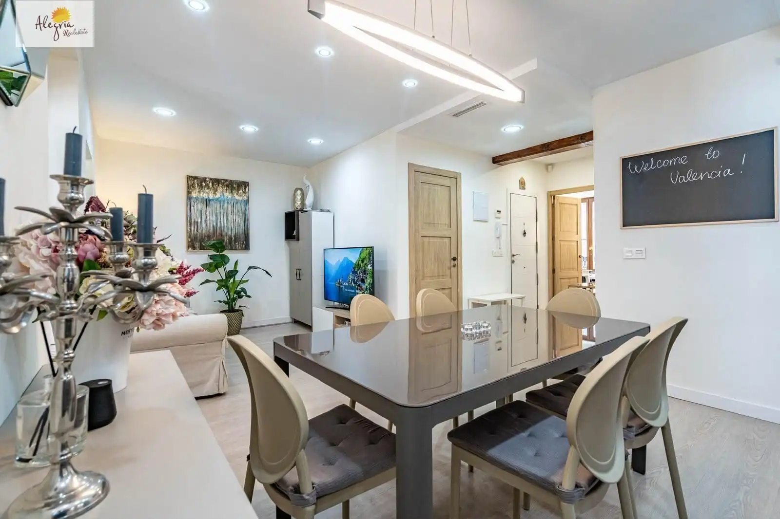 Apartment with terrace for sale in CERVANTES 12