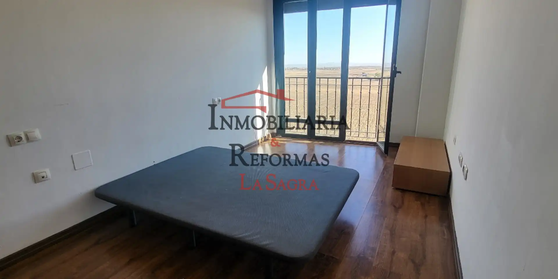 Appartamento con ascensore in vendita a Cedillo del Condado, imagen 10