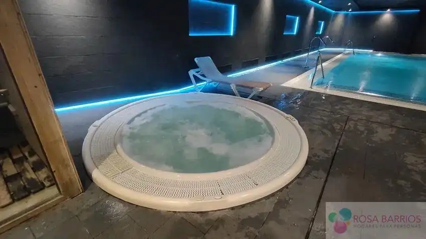 Piscina de Apartamento en venta en Benahavís con Aire acondicionado, Terraza y Amueblado