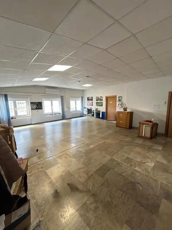 Nave industrial en venta en Carrer Comuna di Carrara, imagen 11