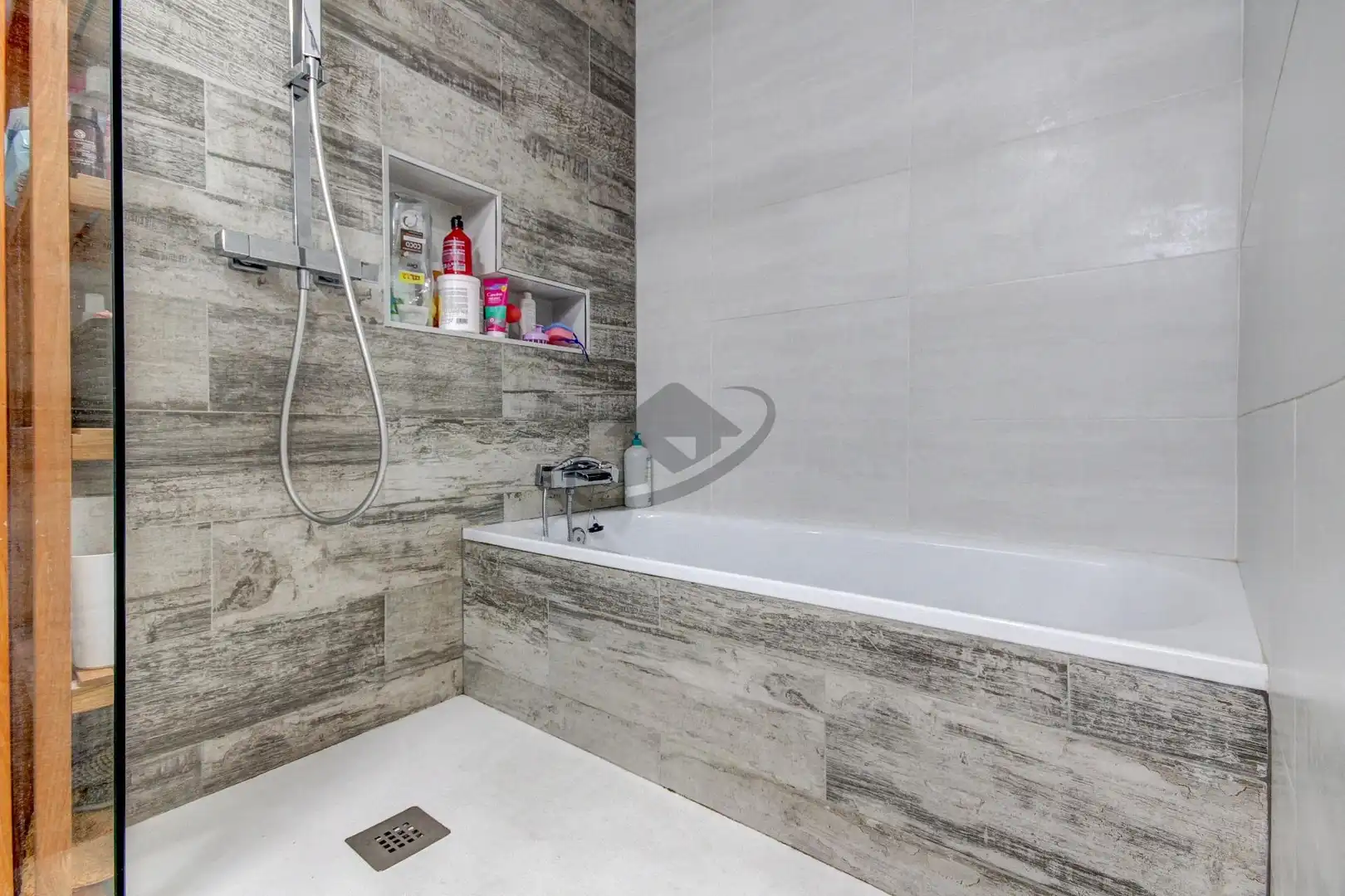 Baño de Ático en venta en Barberà del Vallès con Aire acondicionado, Calefacción y Terraza