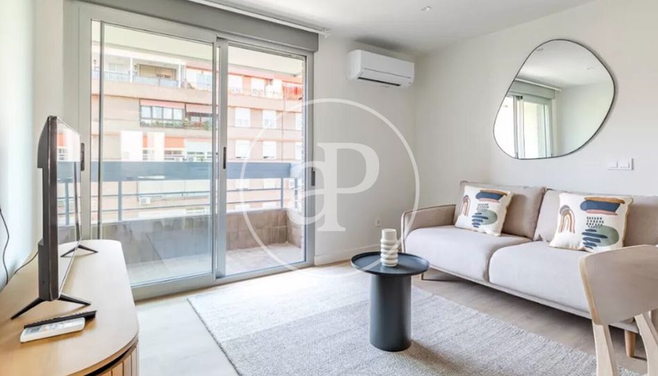 Piso de alquiler en C. de Londres, Guindalera