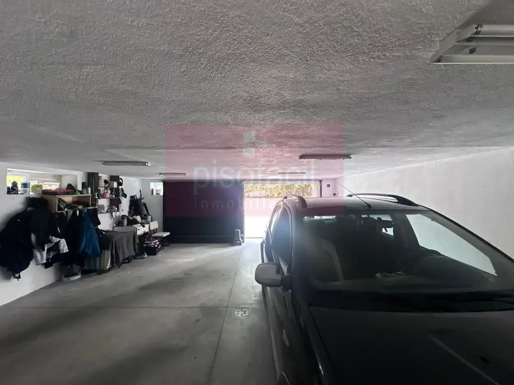 Parking of Houses for sale in Guntín