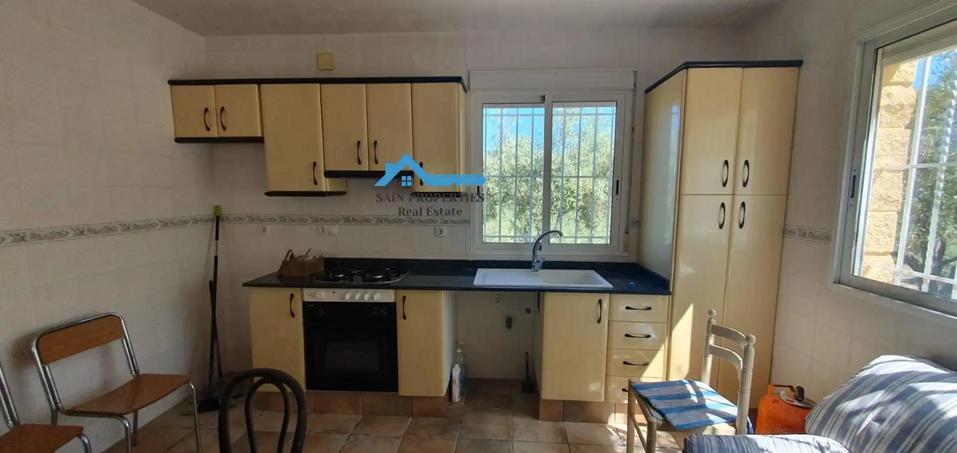 Cocina de Casa o chalet en venta en Confrides con Calefacción, Jardín privado y Terraza