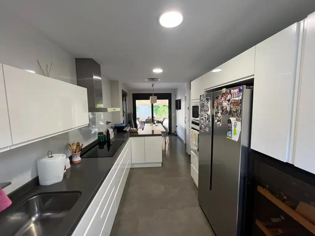 Cocina de Casa o chalet en venta en Albacete con Aire acondicionado, Calefacción y Jardín privado