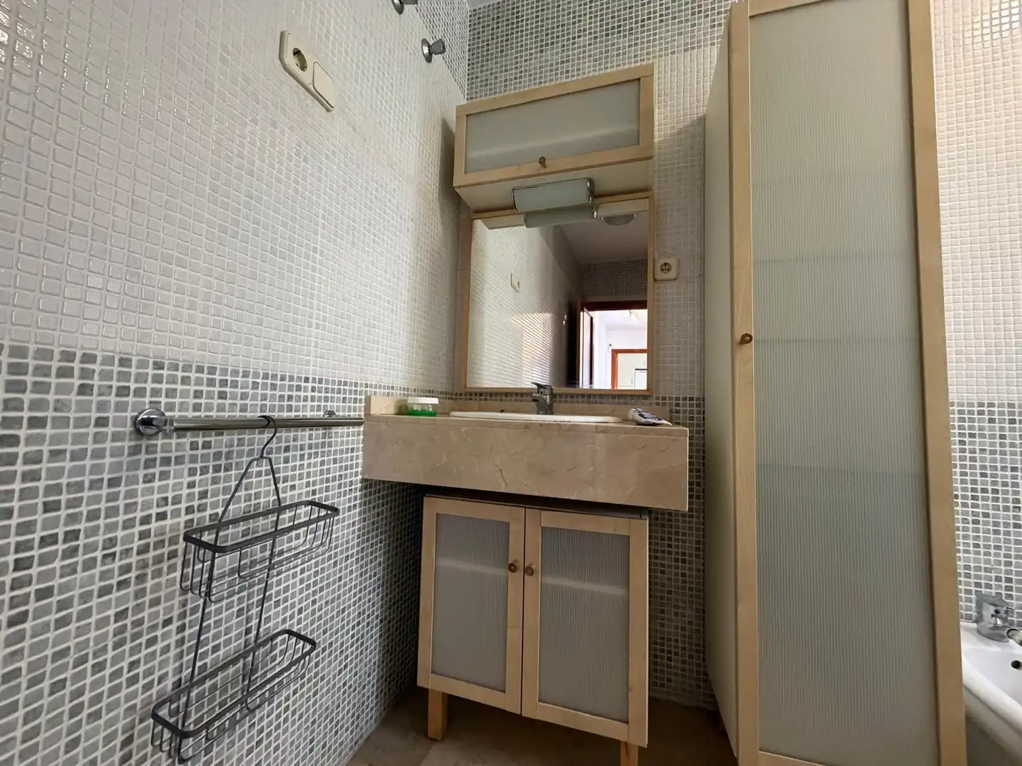 Baño de Piso en venta en Benalmádena con Aire acondicionado, Jardín privado y Terraza