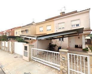 Exterior view of Single-family semi-detached for sale in Castellón de la Plana / Castelló de la Plana