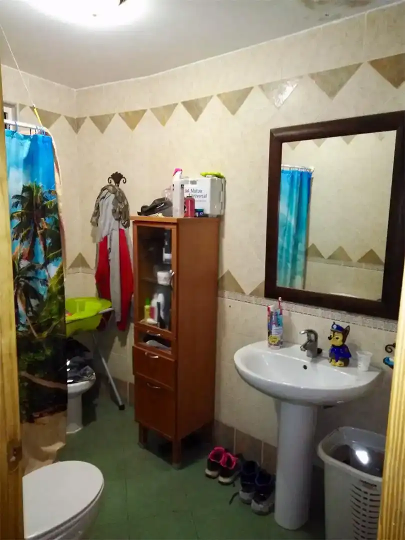 Baño de Casa adosada en venta en Benalúa, Granada