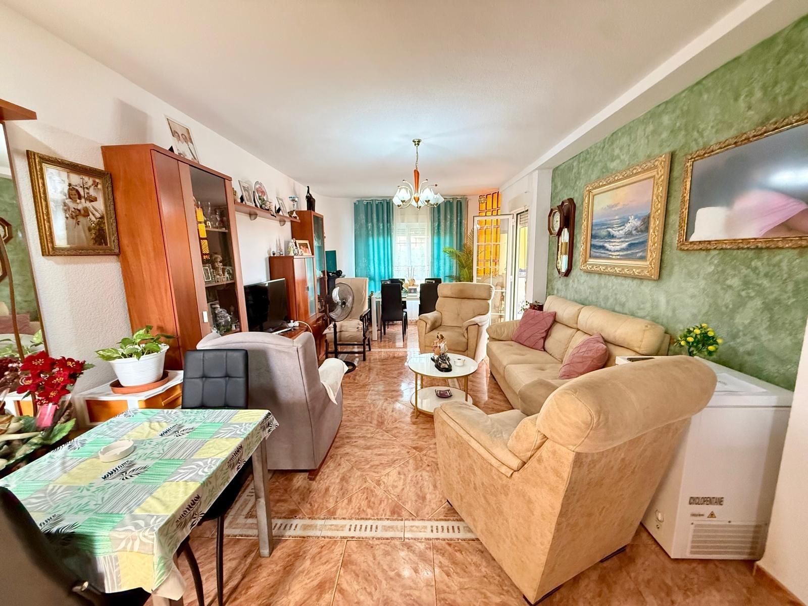 Living room of Flat for sale in  Almería Capital  with Air Conditioner, Balcony and Community pool